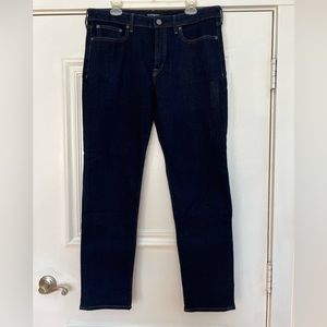 NWOT Express Hyper Stretch Slim jeans. Size 34x32